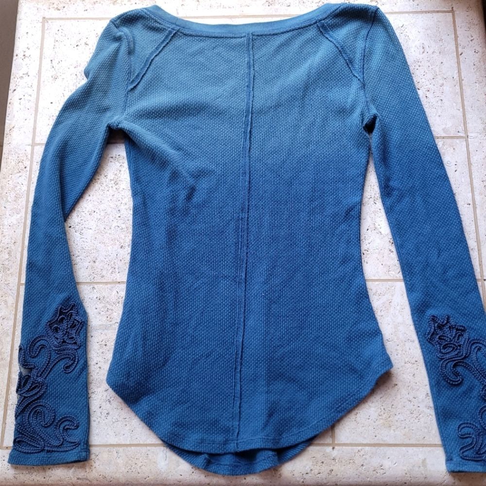 Rare Free People Twilight Ombre Masquerade Thermal Cuff View 2